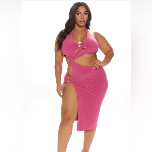 Dresses & Skirts - Fashion Nova Hit the Club Magenta Cutout Halter Dress